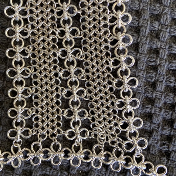 Hand glove by Grace Bijoux - Picture 3 of 5